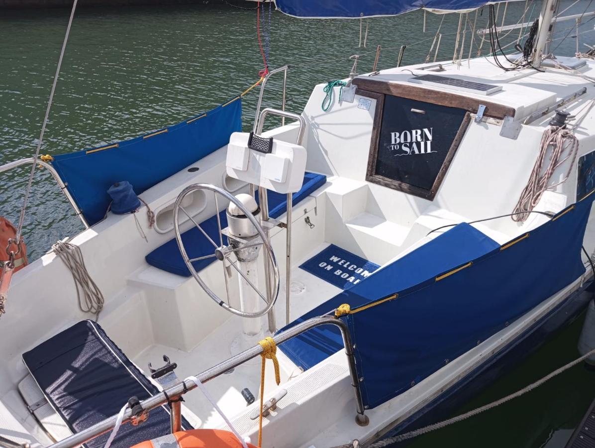 Hotel Lisbon Cosy Boat Exterior foto